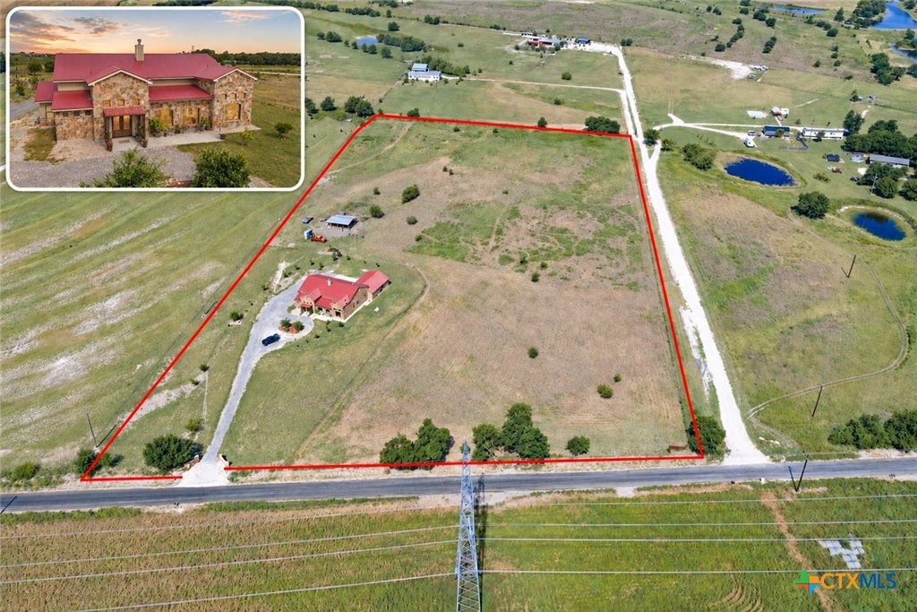 2103 CR 320, Granger, TX 76530