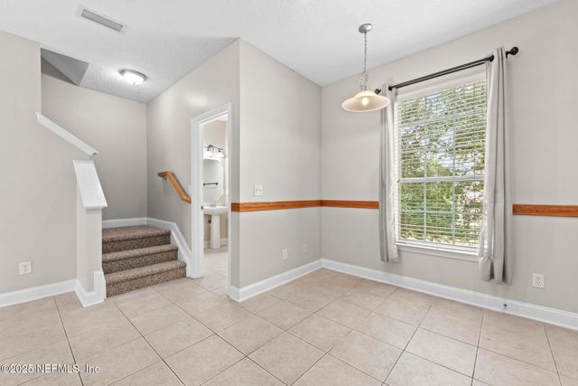 4510 CONGRESSIONAL Drive, Jacksonville, FL 32246