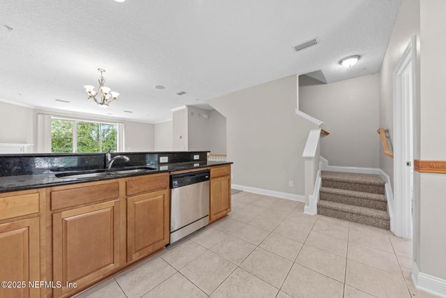 4510 CONGRESSIONAL Drive, Jacksonville, FL 32246