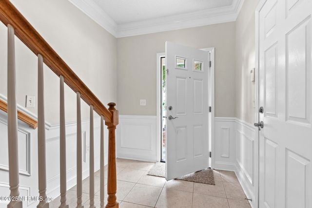 4510 CONGRESSIONAL Drive, Jacksonville, FL 32246