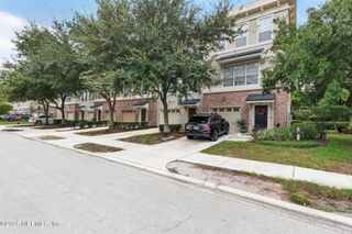 4510 CONGRESSIONAL Drive, Jacksonville, FL 32246