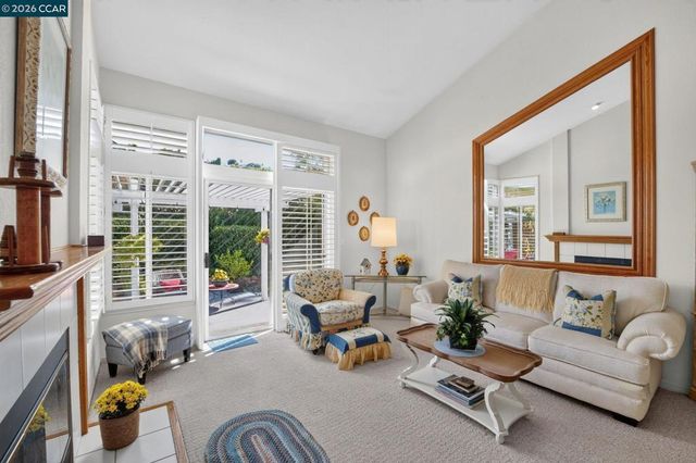 1808 Eagle Peak Ave, Clayton, CA 94517
