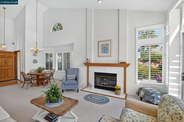 1808 Eagle Peak Ave, Clayton, CA 94517