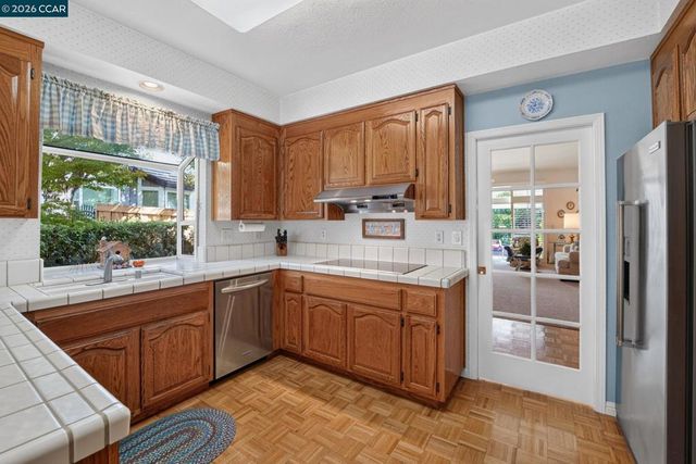 1808 Eagle Peak Ave, Clayton, CA 94517