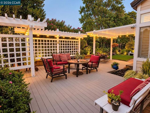 1808 Eagle Peak Ave, Clayton, CA 94517