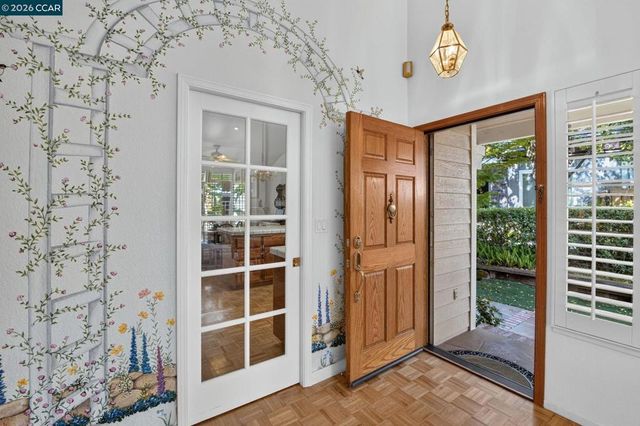1808 Eagle Peak Ave, Clayton, CA 94517