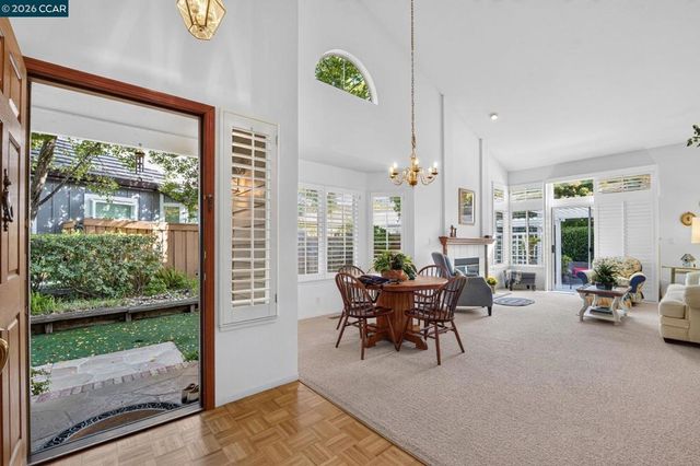 1808 Eagle Peak Ave, Clayton, CA 94517
