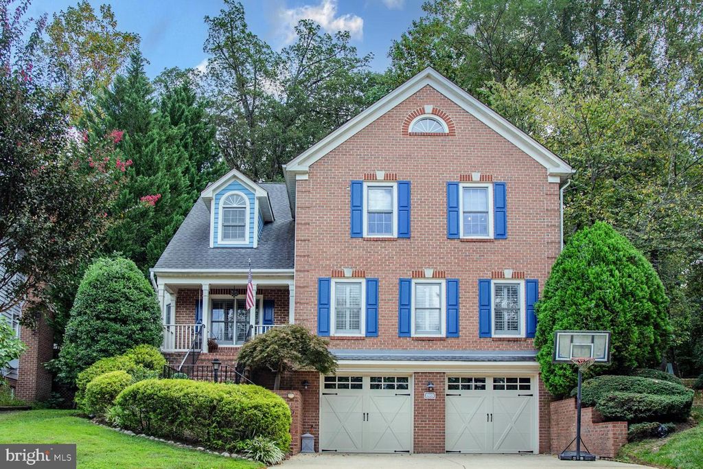 8006 ELLINGSON DR, Chevy Chase, MD 20815