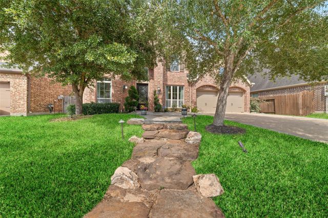 18630 Lena Trail Drive, Spring, TX 77388