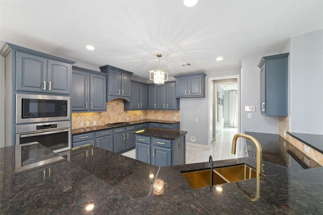 18630 Lena Trail Drive, Spring, TX 77388