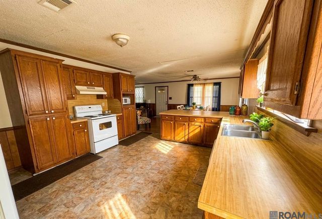 2614 Bartlett St, Baton Rouge, LA 70805