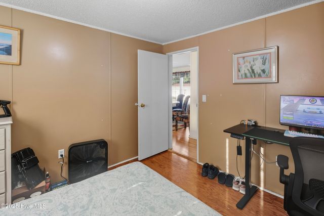 1025 White Lake Drive, Elizabethtown, NC 28337