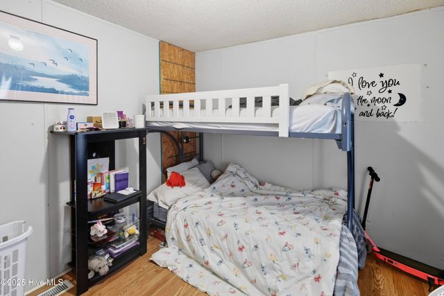 1025 White Lake Drive, Elizabethtown, NC 28337