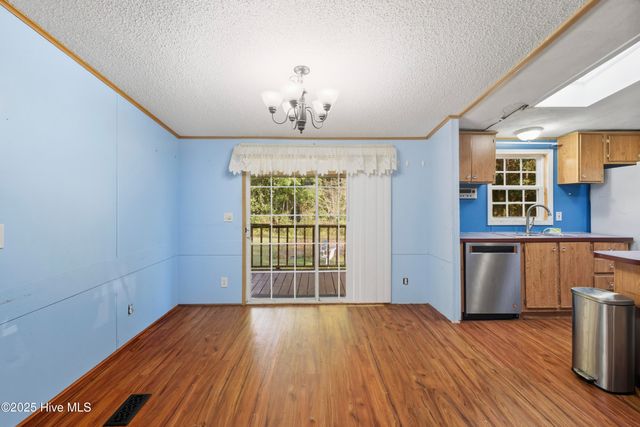 1025 White Lake Drive, Elizabethtown, NC 28337