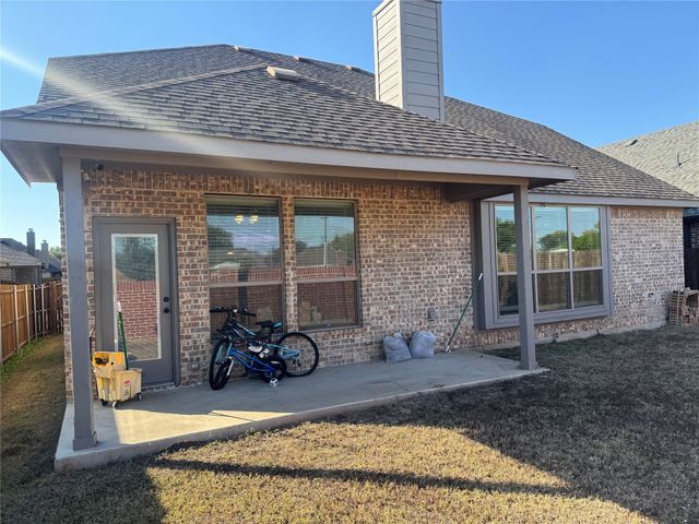 3706 Swale Street, Grand Prairie, TX 75052