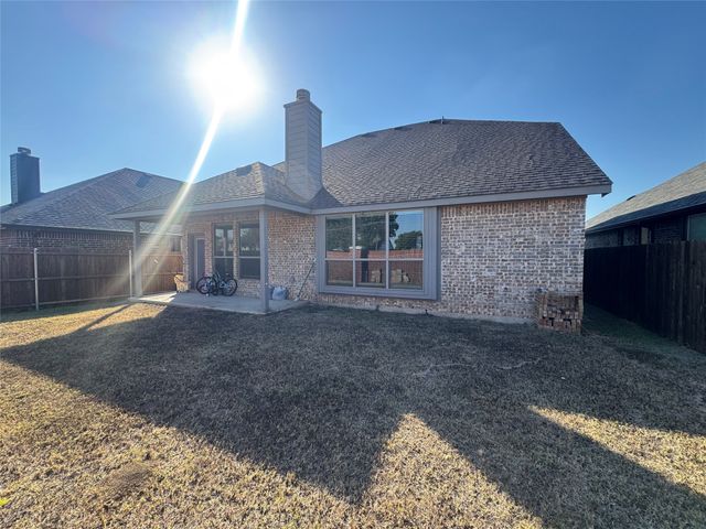 3706 Swale Street, Grand Prairie, TX 75052