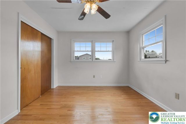 2609 Lynnhurst Drive, Bethlehem City, PA 18017