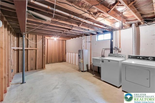 2609 Lynnhurst Drive, Bethlehem City, PA 18017