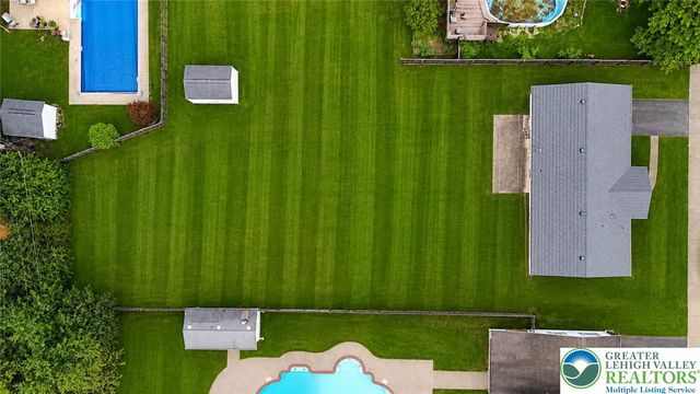2609 Lynnhurst Drive, Bethlehem City, PA 18017