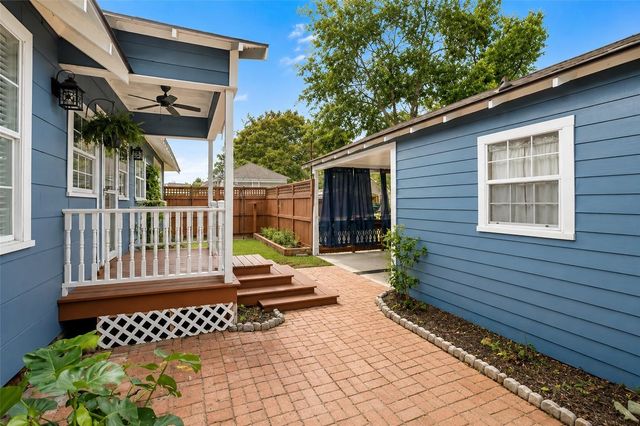 114 W Lobit Street, Baytown, TX 77520