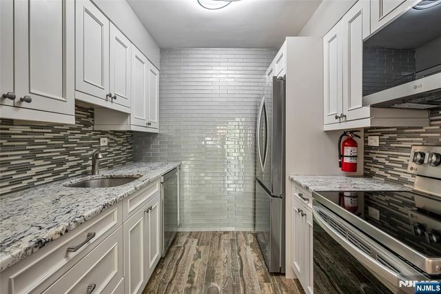 300 Main, Little Falls, NJ 07424