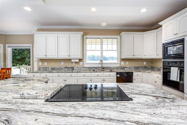111 Leesburg Lane, Troutman, NC 28166