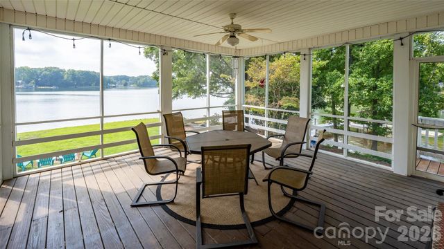 111 Leesburg Lane, Troutman, NC 28166