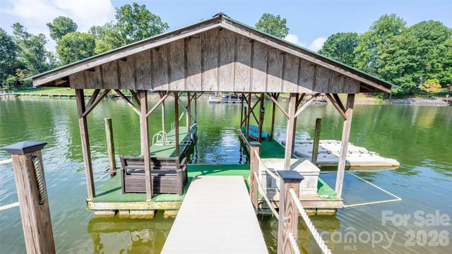 111 Leesburg Lane, Troutman, NC 28166