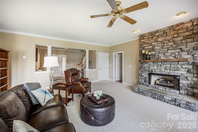 111 Leesburg Lane, Troutman, NC 28166