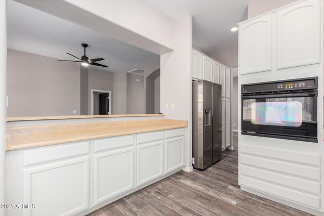 6617 W MOLLY Lane, Phoenix, AZ 85083