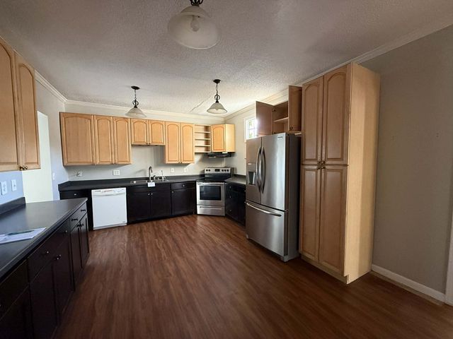 905 W College Street, Enterprise, AL 36330