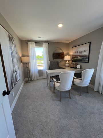 2573 Peaceful Valley Dr, Columbia, TN 38401