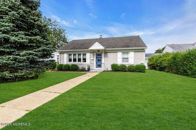 407 8th Avenue, Spring Lake Heights, NJ 07762