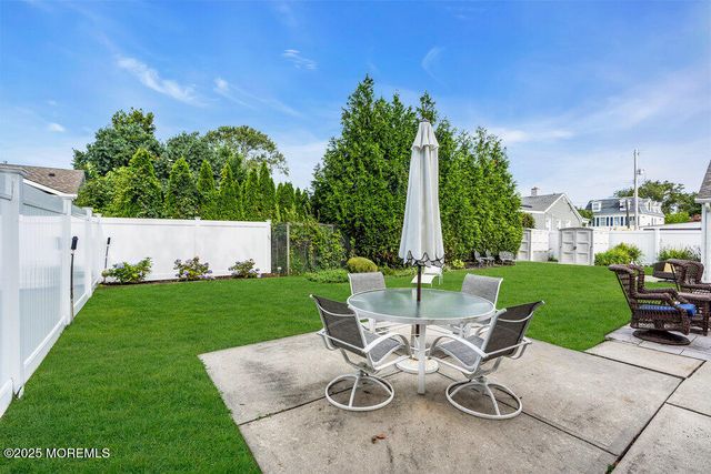 407 8th Avenue, Spring Lake Heights, NJ 07762