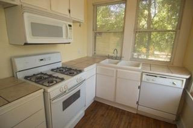 1107 W 22nd ST A, Austin, TX 78705