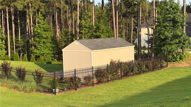 12 Springdale Court, Senoia, GA 30267