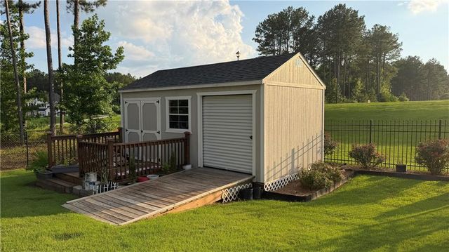 12 Springdale Court, Senoia, GA 30267