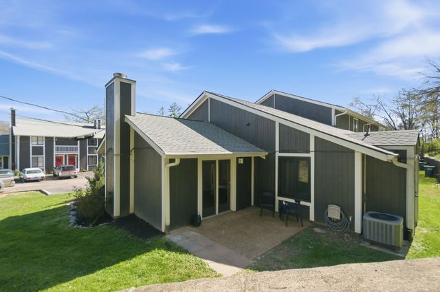 413 Sunvalley, W, Nashville, TN 37221