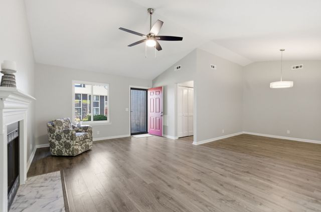 413 Sunvalley, W, Nashville, TN 37221