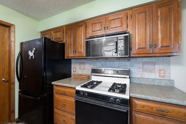 10477 Am Highway, Mountain Grove, MO 65711