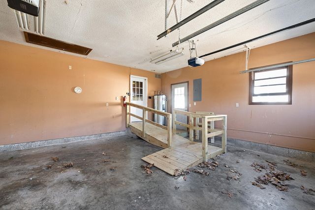 10477 Am Highway, Mountain Grove, MO 65711