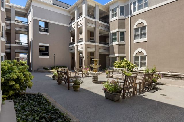 3818 West End Ave Apt 103, Nashville, TN 37205