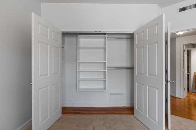 3818 West End Ave Apt 103, Nashville, TN 37205