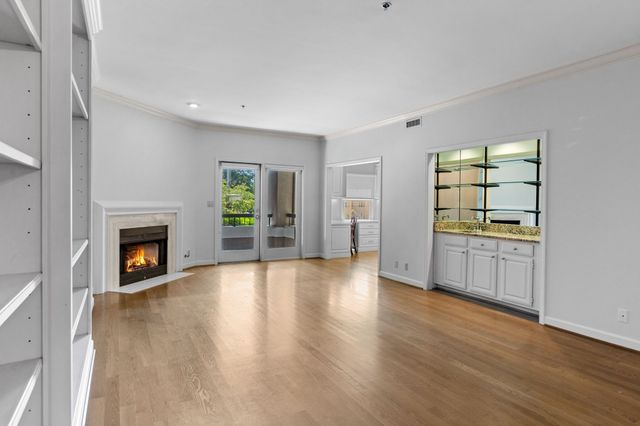 3818 West End Ave Apt 103, Nashville, TN 37205