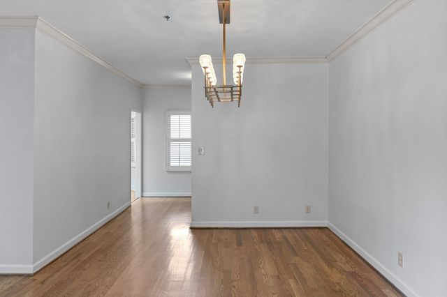 3818 West End Ave Apt 103, Nashville, TN 37205