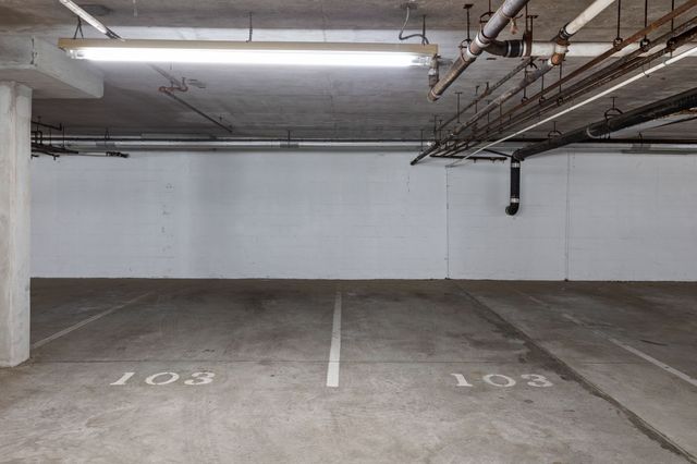 3818 West End Ave Apt 103, Nashville, TN 37205