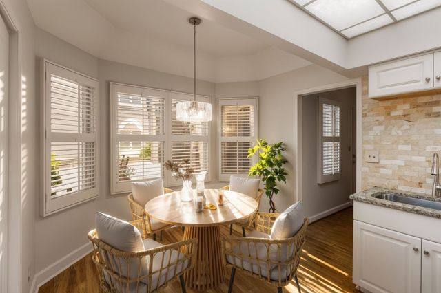 3818 West End Ave Apt 103, Nashville, TN 37205