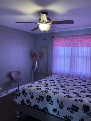 4332 W 109th Street, Oak Lawn, IL 60453