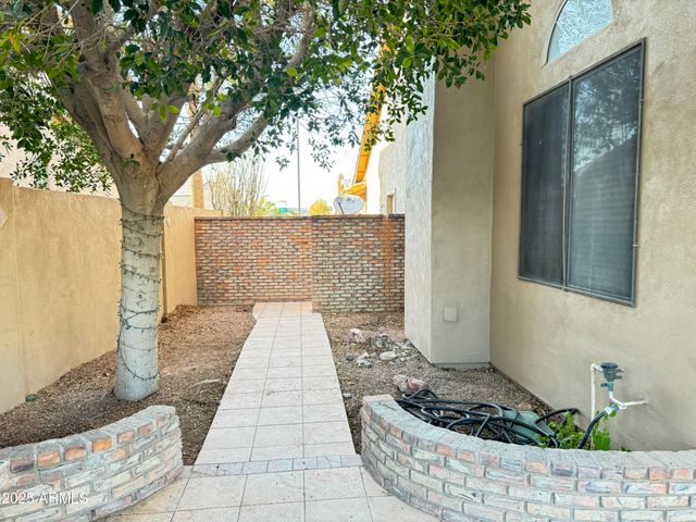2057 N 132nd Drive, Goodyear, AZ 85395