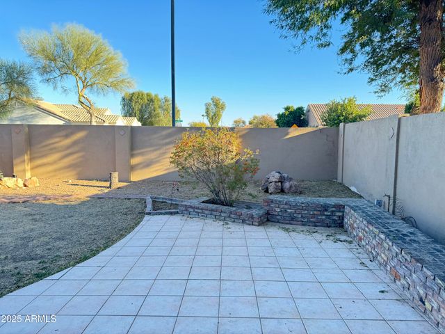 2057 N 132nd Drive, Goodyear, AZ 85395